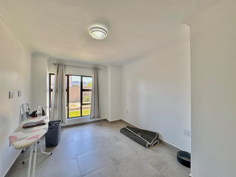 To Let 4 Bedroom Property for Rent in Hartbeespoort Rural North West